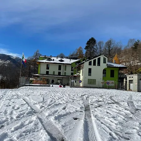 Casa Diocesana Albese Di *